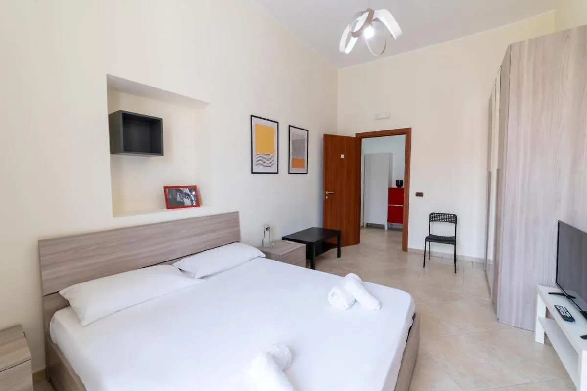 Piazza Garibaldi 39 Apartment Naples