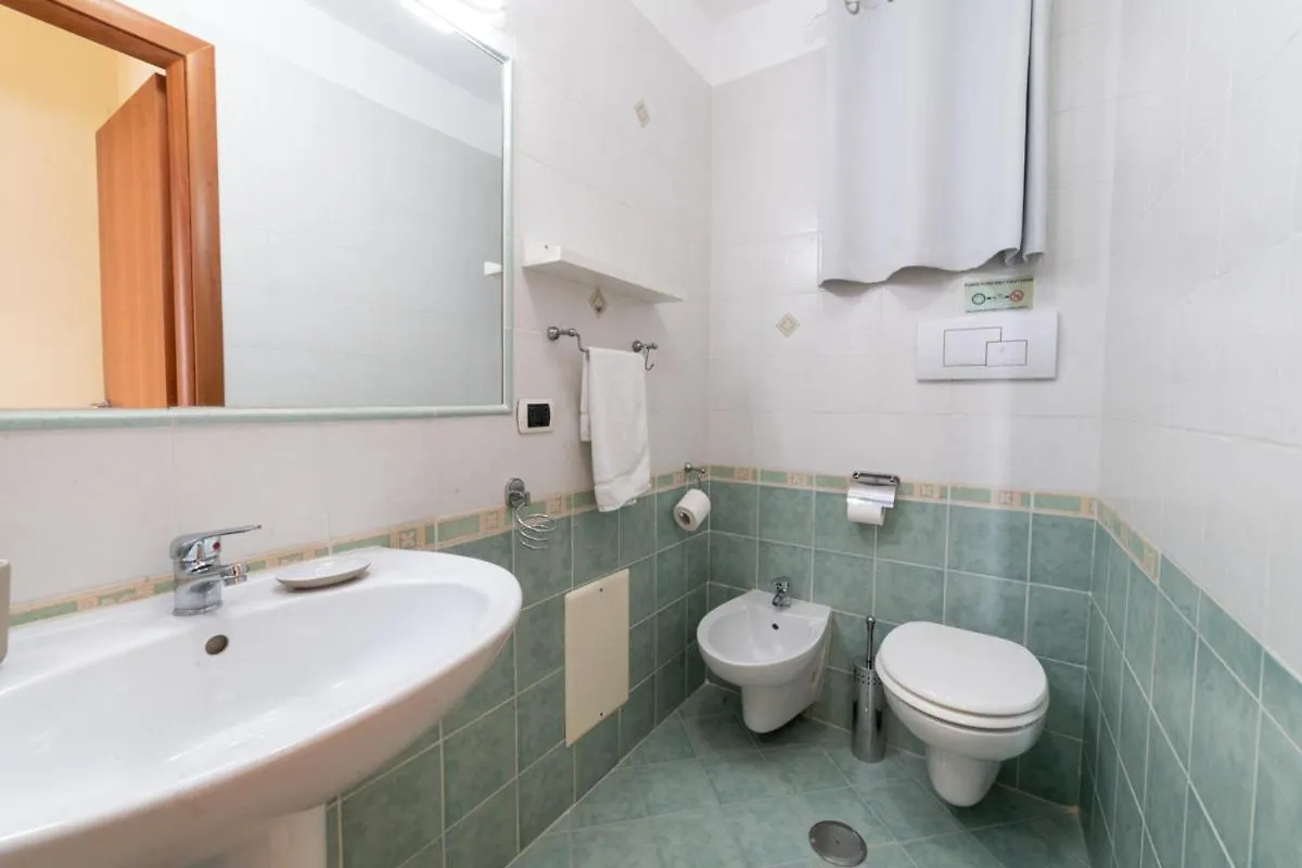 Apartament Piazza Garibaldi 39 Neapol