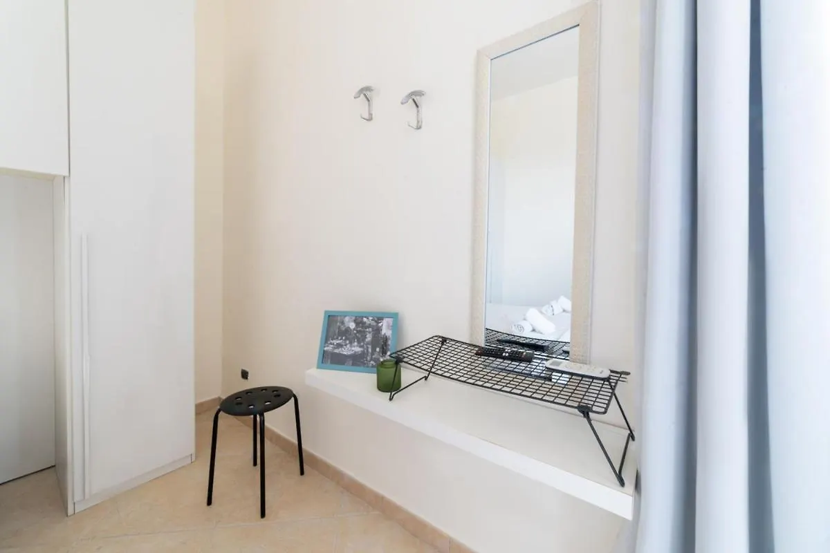 Apartament Piazza Garibaldi 39 Neapol Włochy